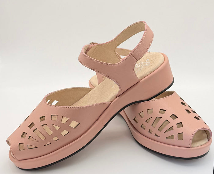 Greta - Pink Leather