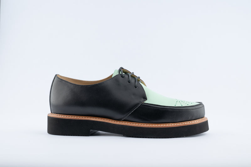 Sunburst Gibson - Mint & Black Leather
