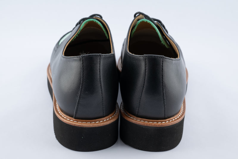Sunburst Gibson - Mint & Black Leather