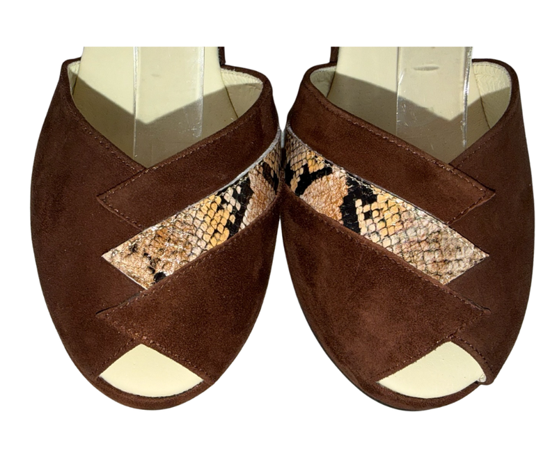 Alma - Brown Suede